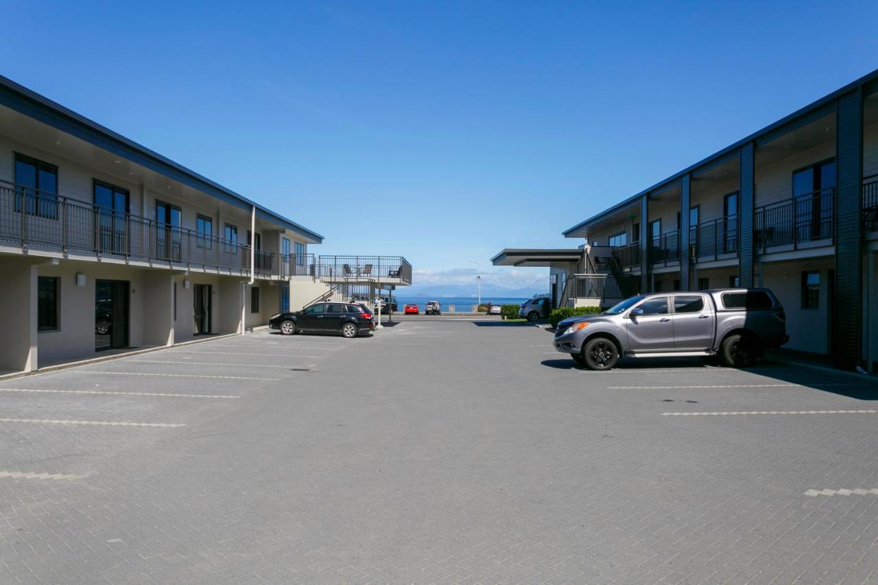 Acacia Lake View Motel Taupo Kültér fotó